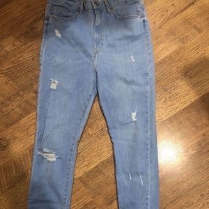 High waisted skinny jeans with rips